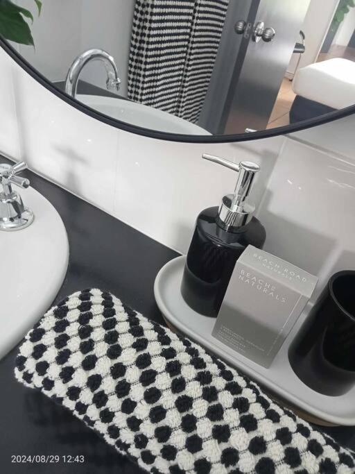 Apartment Chic - A Cairns